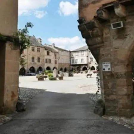 Charmante Yourte Contemporaine * Carmaux