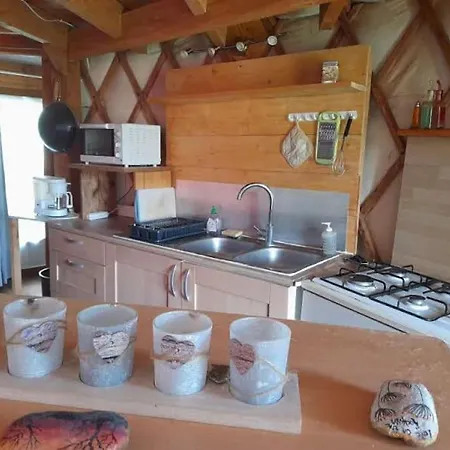 Charmante Yourte Contemporaine Дом отдыха Carmaux