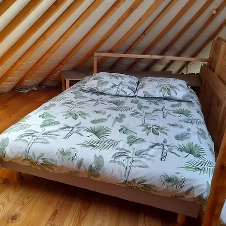 Charmante Yourte Contemporaine *